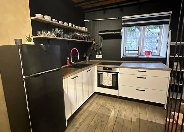 Studio Apartman Zara