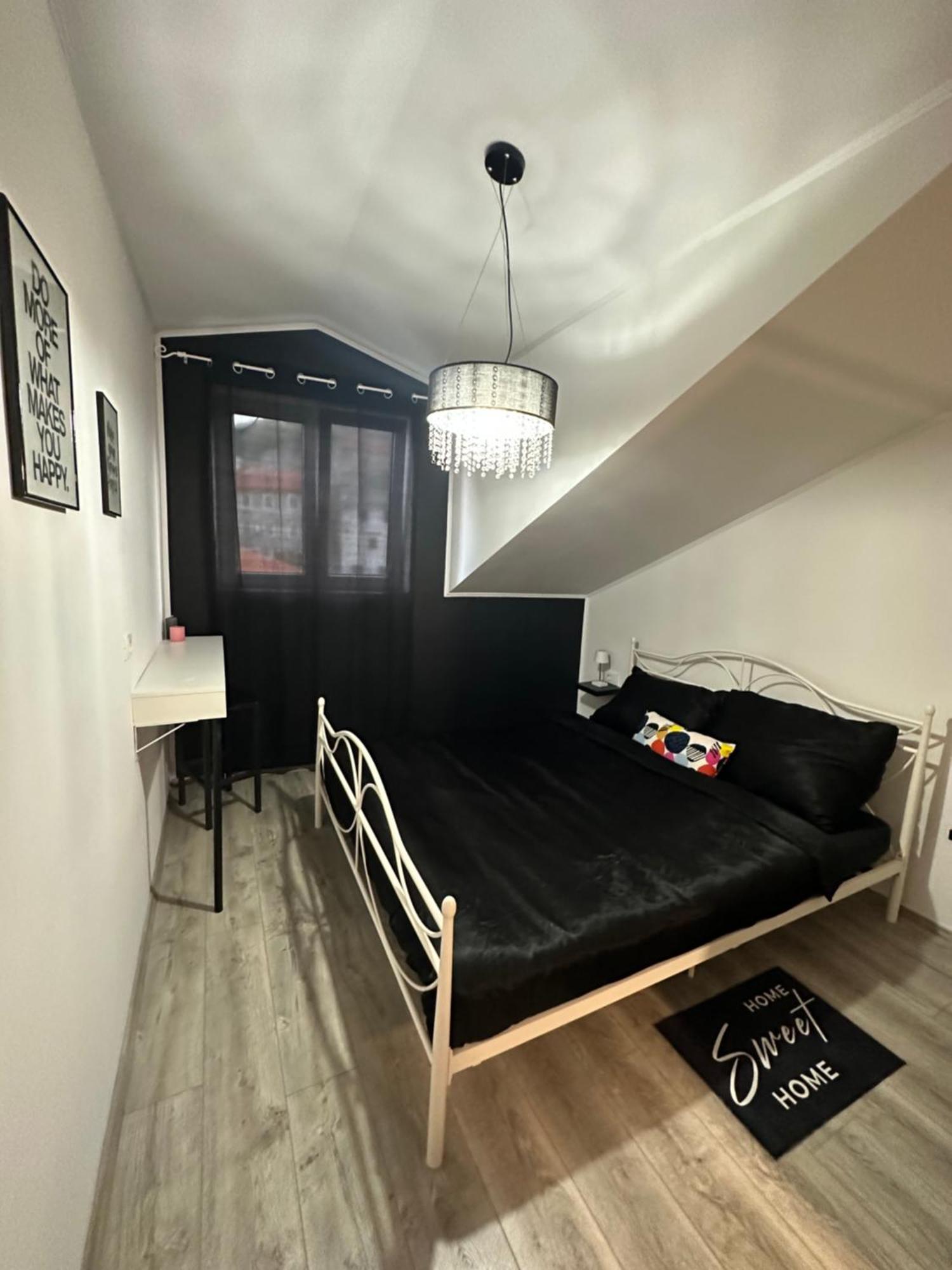 Zara Apartment